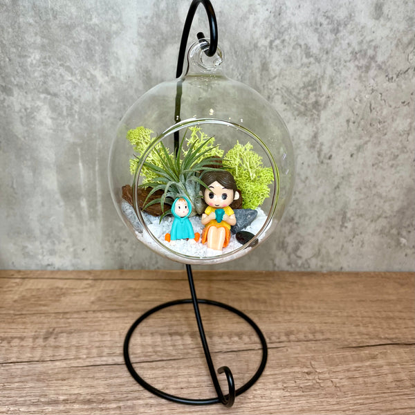 Mummy, My Best Friend Airplant Hanging Globe Terrarium